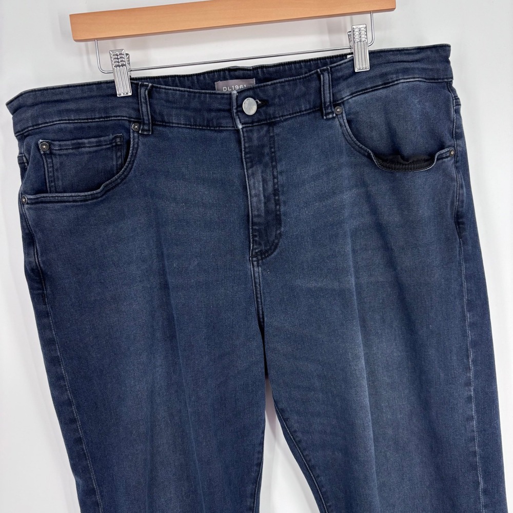 DL1961 Vinn Jeans Mens 40x31 (Tag 40x32) Blue Presage Stretch Denim Dark Wash